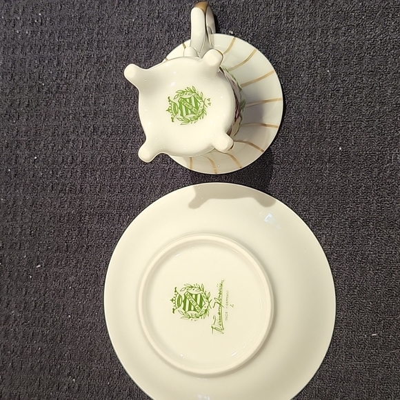 Weimar Footed Demitasse cup w Saucer - Picture 3 of 6